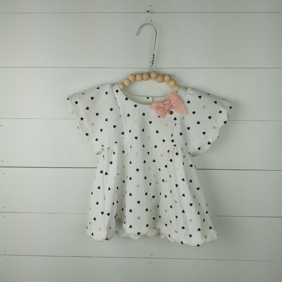 Isaac Mizrahi Other - Isaac Mizrahi Girls size 12 mos dress cream white with black and gold sparkle